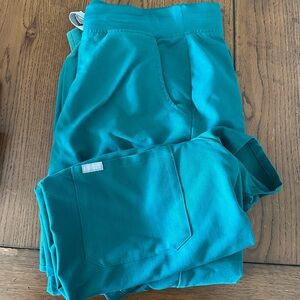 Figs “THE SET” : Catarina One Pocket Scrub Top L + Zamora Jogger Scrub Pants LP